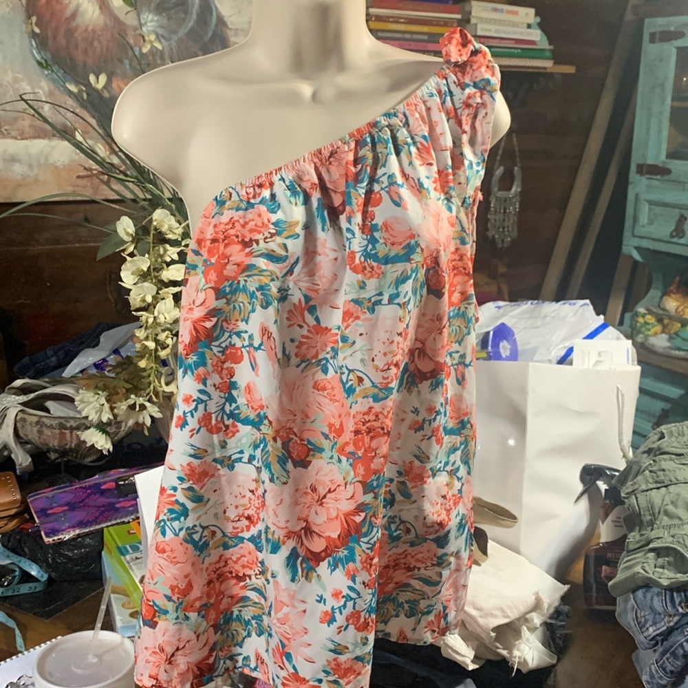Off shoulder top
